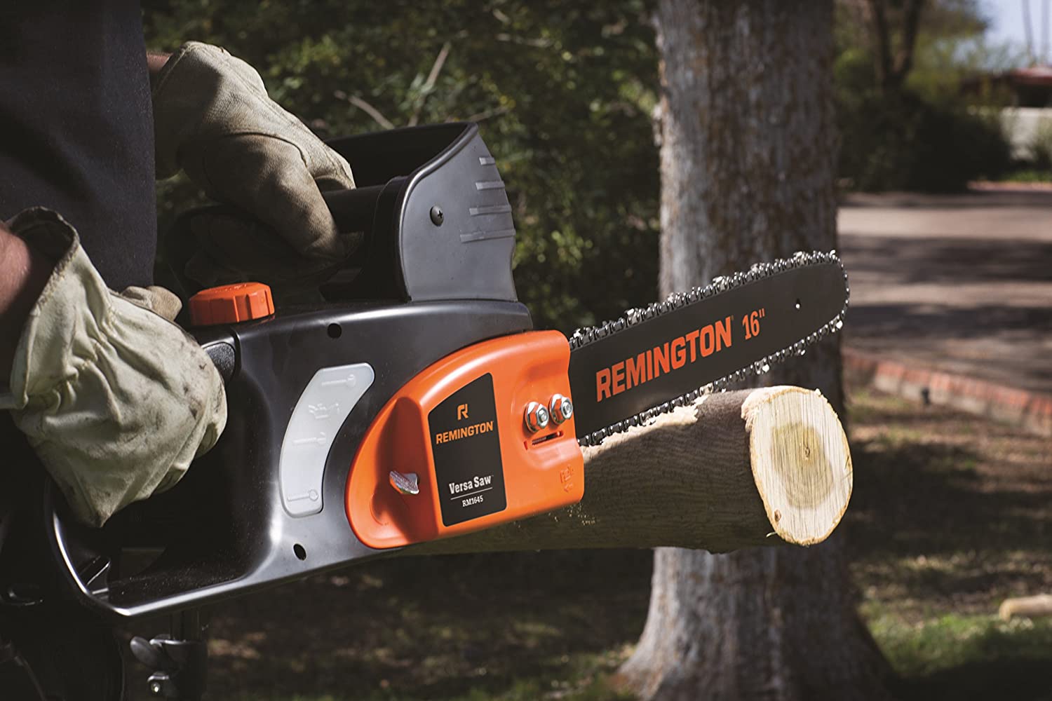 Remington, Remington RM1645 Versa Saw 12 Amp 16-Inch Electric Chainsaw with Automatic Chain with Auto Oiler-Soft-Touch Grip and Hand Guard